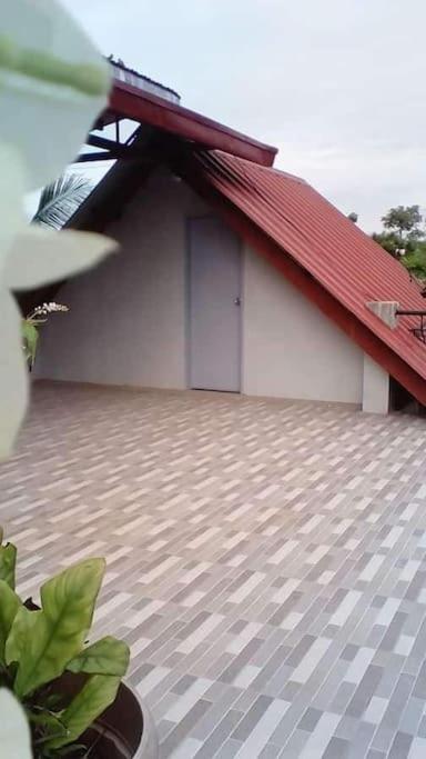 A Unique And Cozy Wholehouse In Babak Samal Island Villa Exterior photo